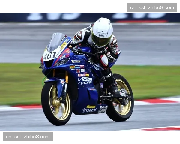 特写：父子档——传奇车手格雷格·明纳之子在青年组别开启职业生涯